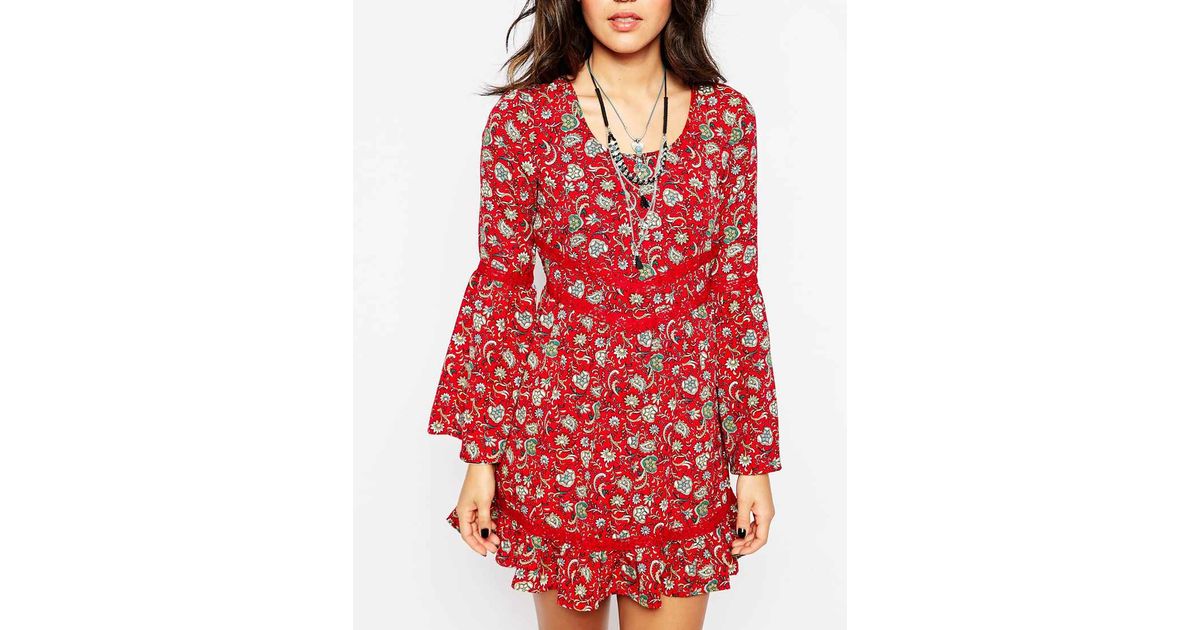 Bell Sleeve Red Dress : Clothing Brand Reviews