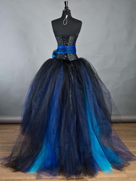 Black And Blue Formal Dress : Make Your Evening Special