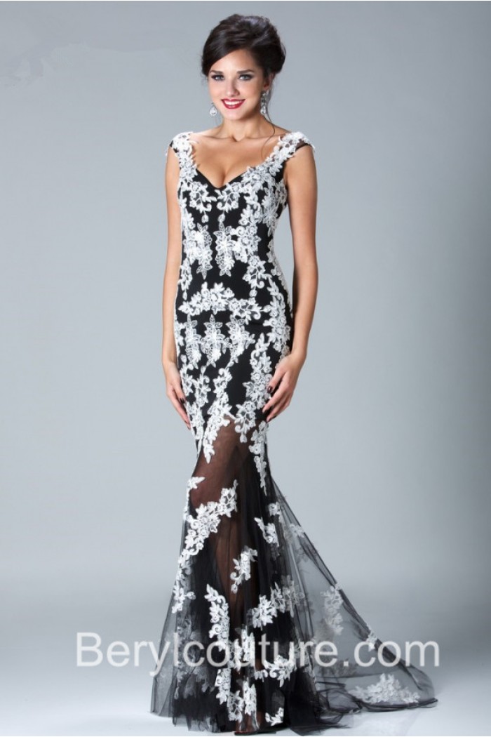 Black And White Lace Gown : New Fashion Collection