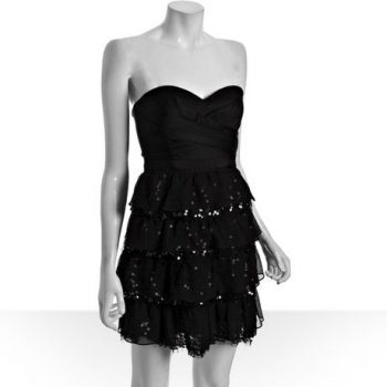 black-sequin-strapless-dress-how-to-pick_1.jpeg