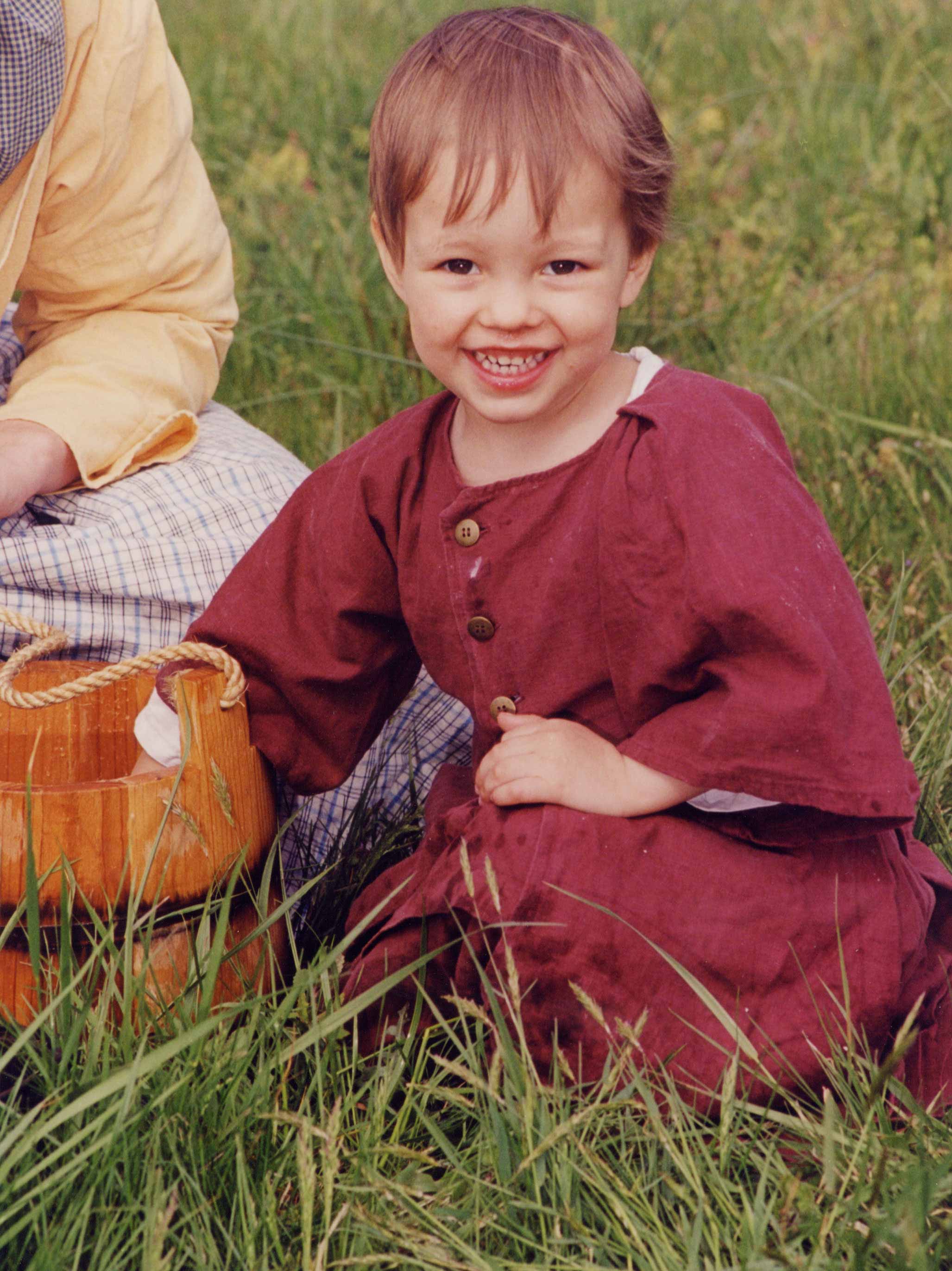 Boy Dressed As A Little Girl - Show Your Elegance In 2017