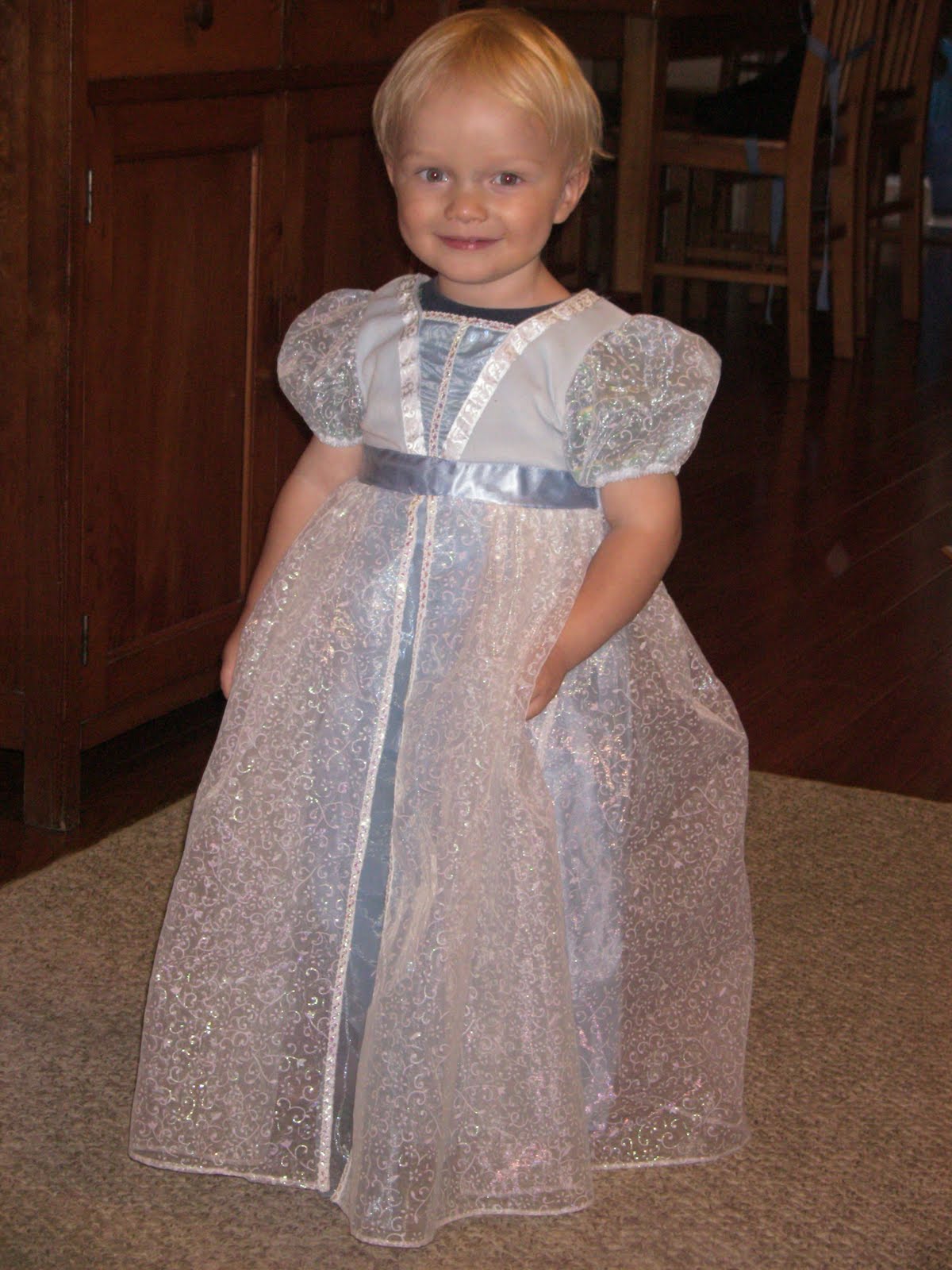 Boy Dressed As A Little Girl - Show Your Elegance In 2017