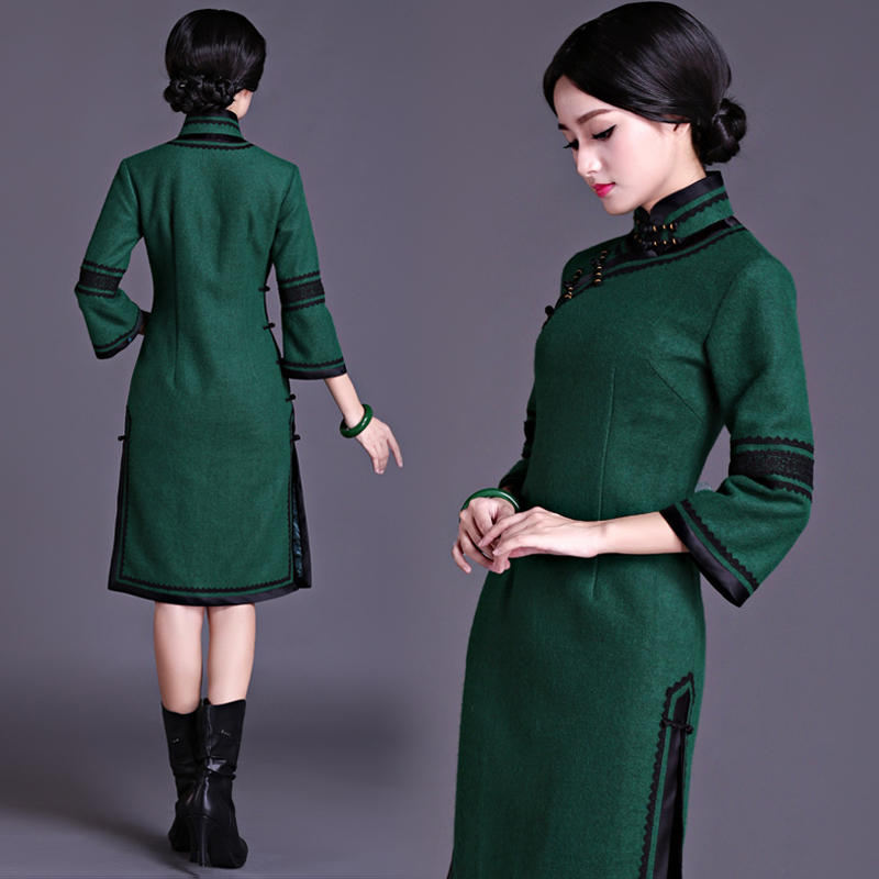 Green Bell Sleeve Dress & The Trend Of The Year