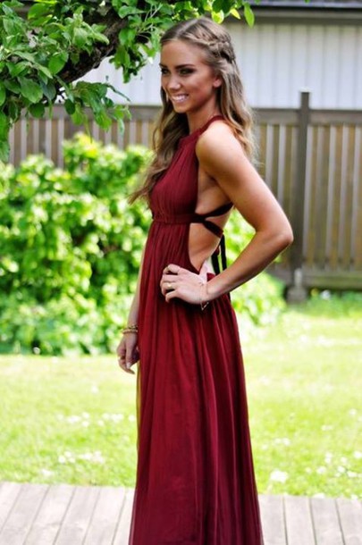 Long Backless Maxi Dresses : Elegant And Beautiful