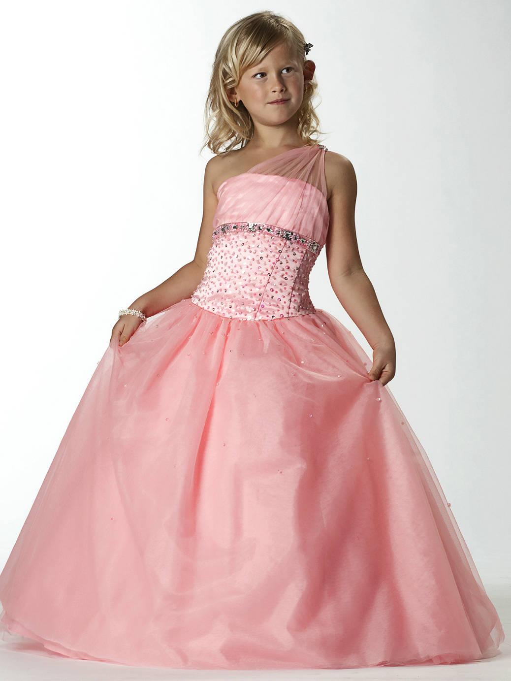 Long Dresses For Small Girls & Always In Fashion For All Occasions