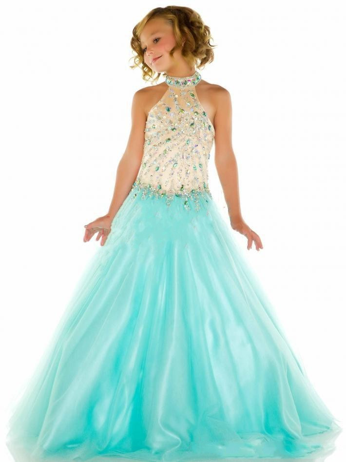 Long Dresses For Small Girls & Always In Fashion For All Occasions