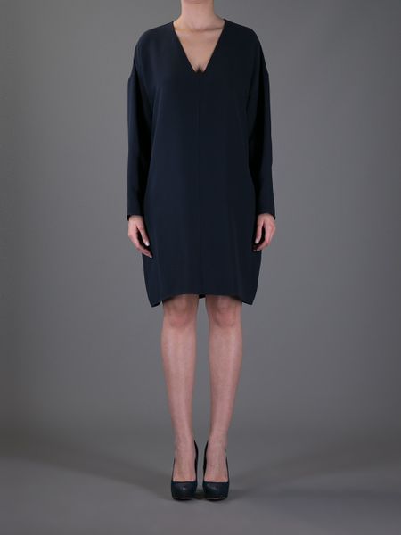 Navy Bell Sleeve Dress And The Trend Of The Year
