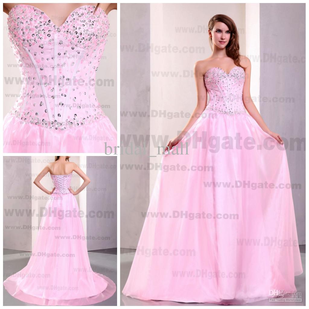 Places That Sell Homecoming Dresses & Always In Fashion For All Occasions